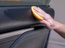 Meguiars - Ultimate Black / Hidratador Plasticos Internos y Externos